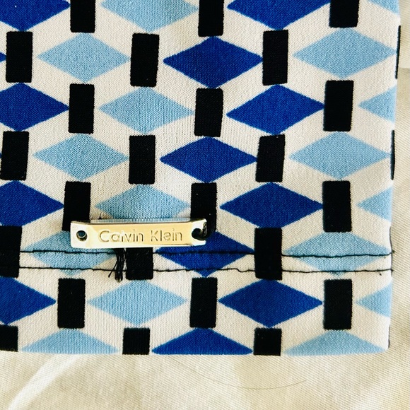 Calvin Klein Sleeveless Blouse Size PM - Picture 5 of 9